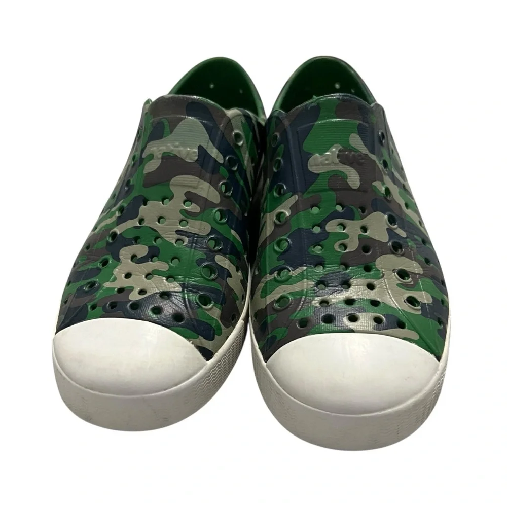 Native Jefferson J1 Green Camouflage Sneaker Sandals Water Shoes
